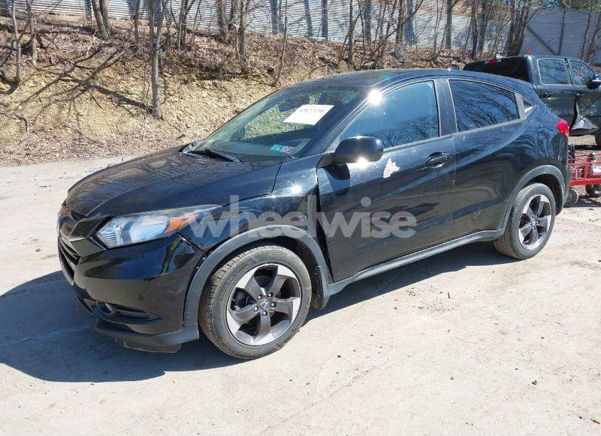 Photo 2 of 2018 Honda Hr-v EX (VIN 3CZRU6H5XJG708746)