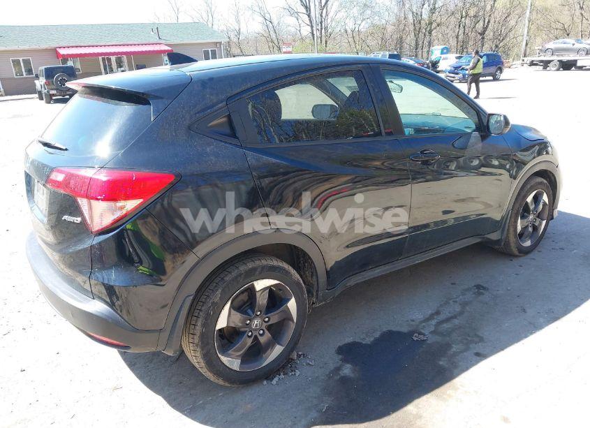 Photo 4 of 2018 Honda Hr-v EX (VIN 3CZRU6H5XJG708746)