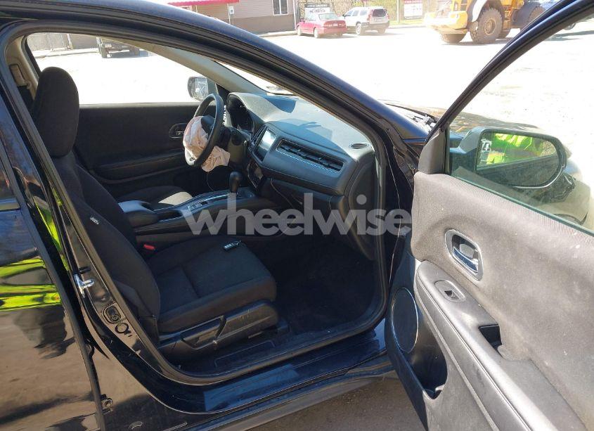 Photo 5 of 2018 Honda Hr-v EX (VIN 3CZRU6H5XJG708746)