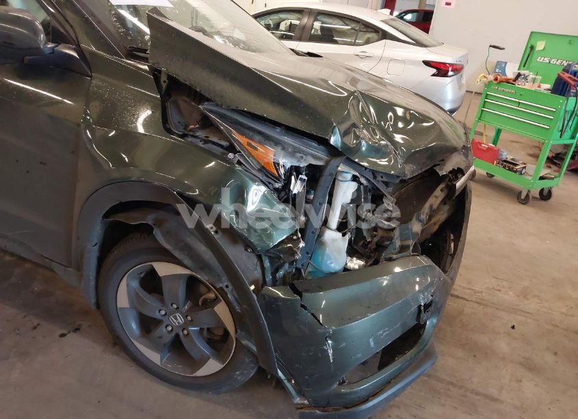 Photo 6 of 2018 Honda Hr-v EX (VIN 3CZRU6H5XJM711308)