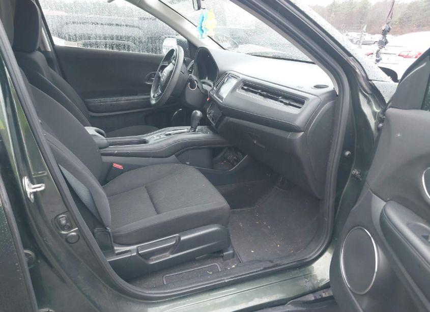 Photo 5 of 2018 Honda Hr-v EX (VIN 3CZRU6H5XJM720235)