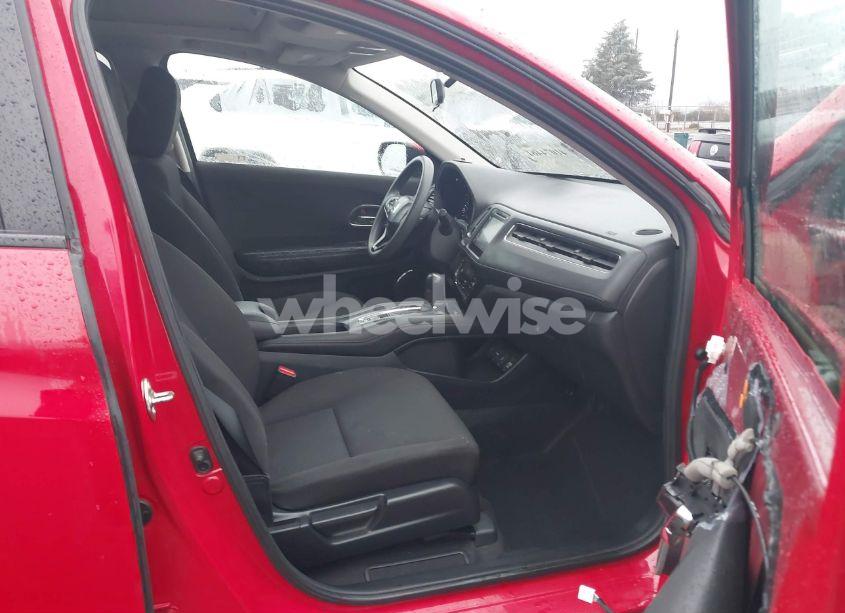 Photo 5 of 2018 Honda Hr-v EX (VIN 3CZRU6H5XJM727119)