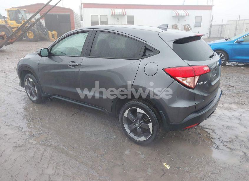 Photo 3 of 2018 Honda Hr-v EX (VIN 3CZRU6H5XJM730425)