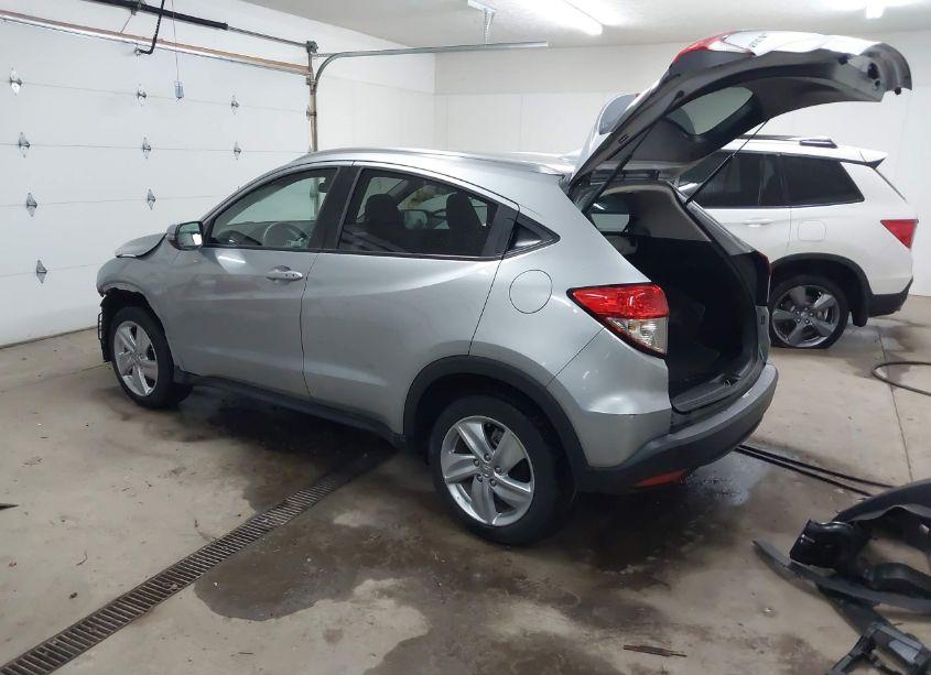 Photo 3 of 2019 Honda Hr-v EX (VIN 3CZRU6H5XKM732936)