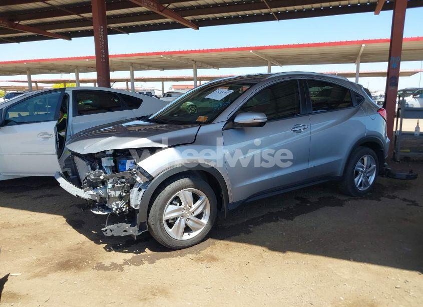 Photo 2 of 2020 Honda Hr-v AWD EX (VIN 3CZRU6H5XLM702563)