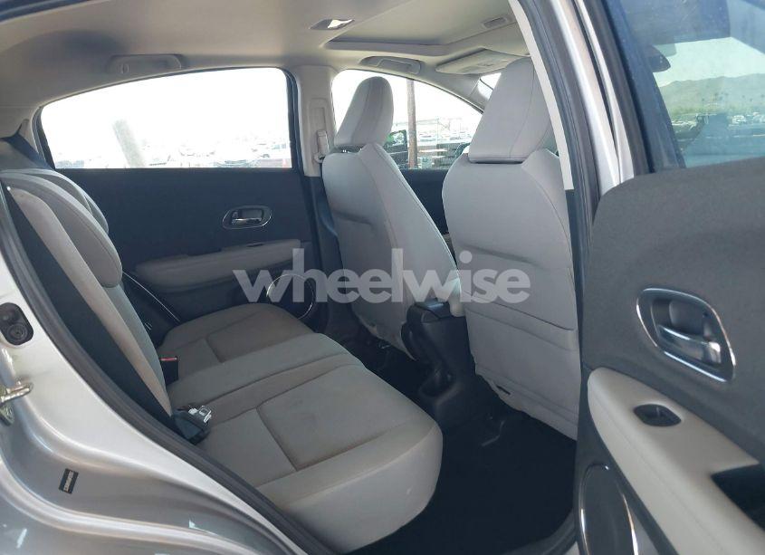 Photo 8 of 2020 Honda Hr-v AWD EX (VIN 3CZRU6H5XLM702563)