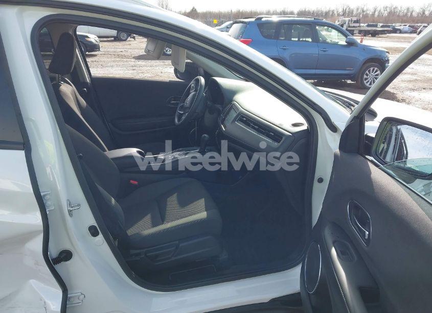 Photo 5 of 2020 Honda Hr-v AWD EX (VIN 3CZRU6H5XLM738849)