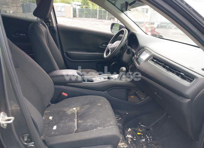 Photo 5 of 2021 Honda Hr-v AWD EX (VIN 3CZRU6H5XMM700605)