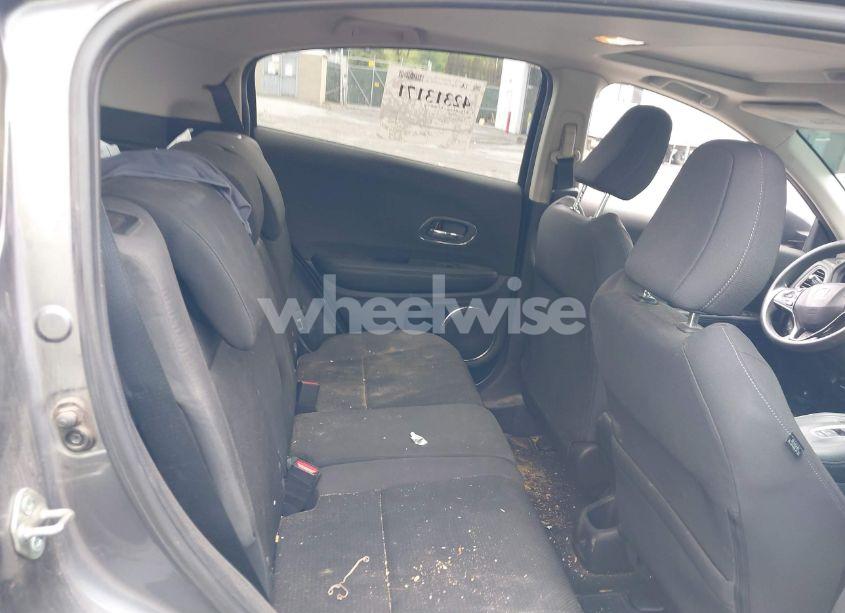 Photo 8 of 2021 Honda Hr-v AWD EX (VIN 3CZRU6H5XMM700605)