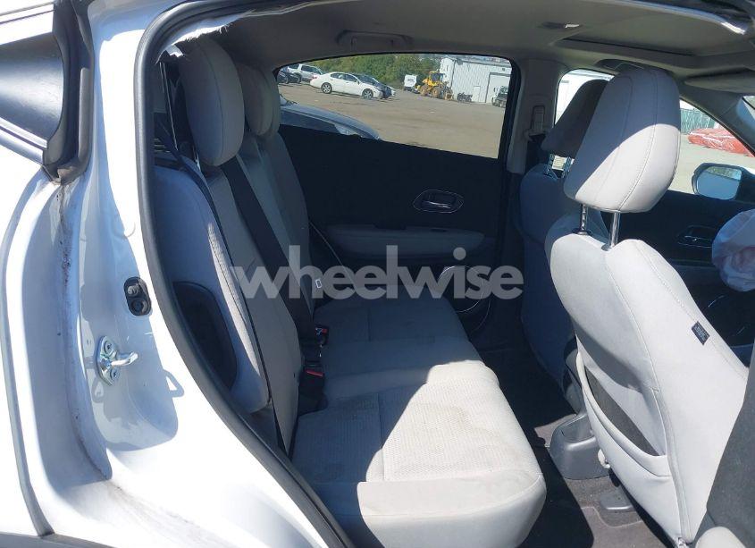 Photo 8 of 2022 Honda Hr-v AWD EX (VIN 3CZRU6H5XNM706180)