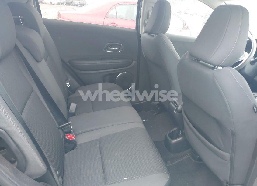Photo 8 of 2022 Honda Hr-v AWD EX (VIN 3CZRU6H5XNM710360)