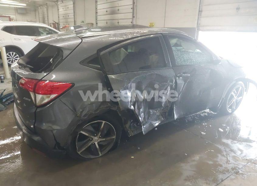 Photo 4 of 2022 Honda Hr-v AWD EX (VIN 3CZRU6H5XNM754083)