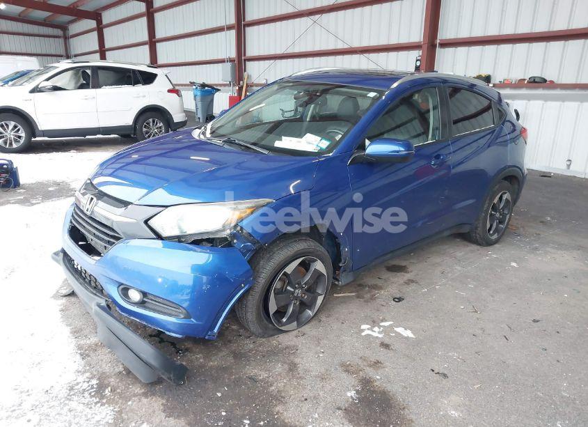 Photo 2 of 2018 Honda Hr-v EXL (VIN 3CZRU6H70JM721301)