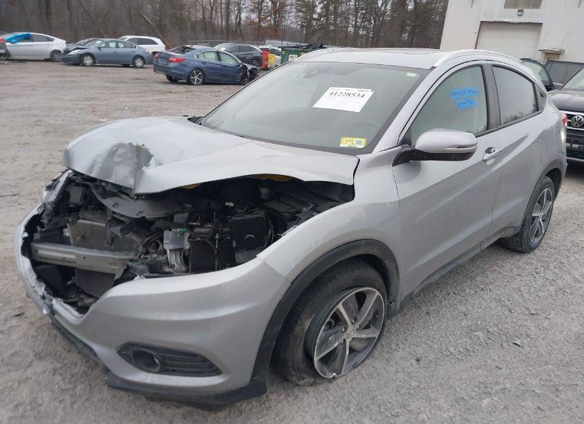 Photo 2 of 2021 Honda Hr-v AWD EX-L (VIN 3CZRU6H70MM721058)