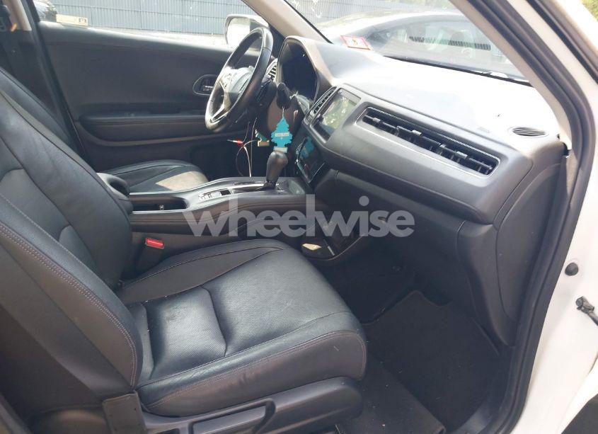 Photo 5 of 2019 Honda Hr-v EX-L (VIN 3CZRU6H71KM704816)