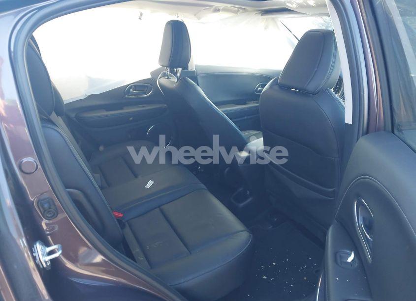 Photo 8 of 2021 Honda Hr-v AWD EX-L (VIN 3CZRU6H71MM746101)