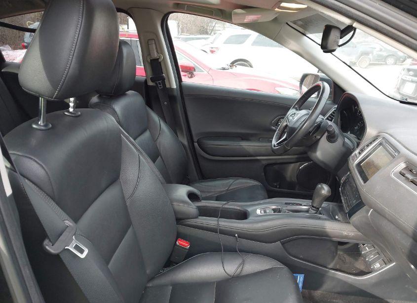 Photo 5 of 2018 Honda Hr-v EX-L (VIN 3CZRU6H72JM716858)