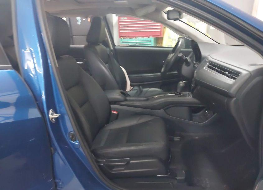 Photo 5 of 2018 Honda Hr-v EX-L (VIN 3CZRU6H72JM721297)