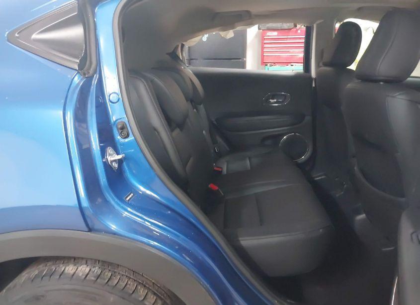 Photo 8 of 2018 Honda Hr-v EX-L (VIN 3CZRU6H72JM721297)