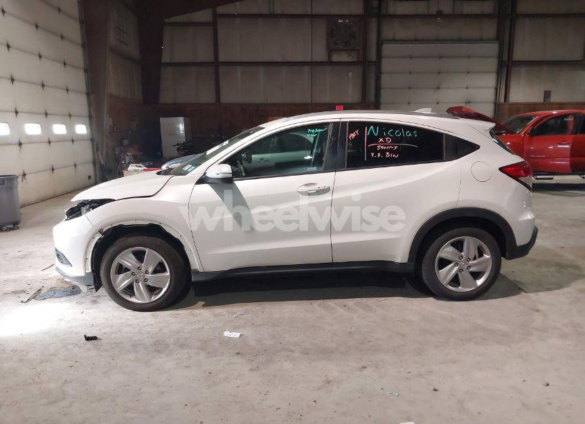 Photo 15 of 2019 Honda Hr-v EX-L (VIN 3CZRU6H72KM716506)