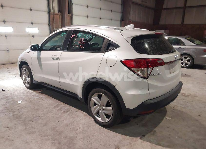 Photo 3 of 2019 Honda Hr-v EX-L (VIN 3CZRU6H72KM716506)