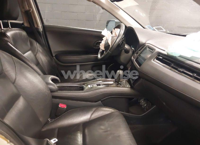 Photo 5 of 2016 Honda Hr-v EX-L (VIN 3CZRU6H73GM727733)