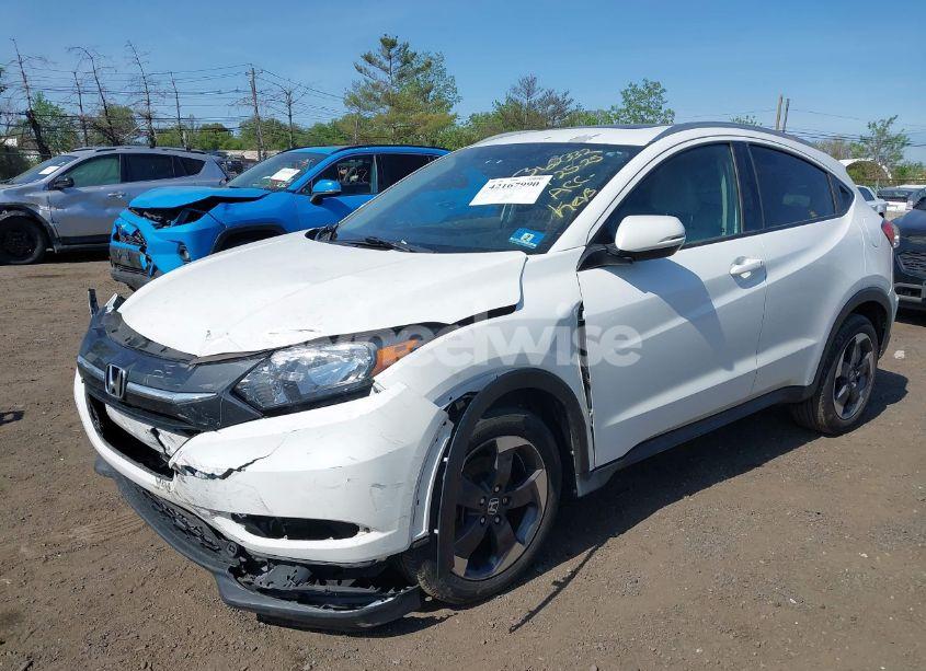Photo 2 of 2018 Honda Hr-v EX-L (VIN 3CZRU6H73JM707327)