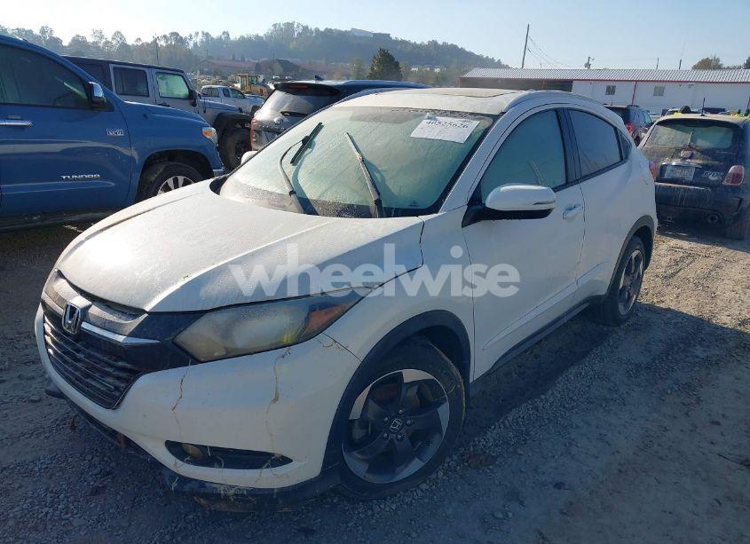 Photo 2 of 2018 Honda Hr-v EX-L (VIN 3CZRU6H73JM727674)