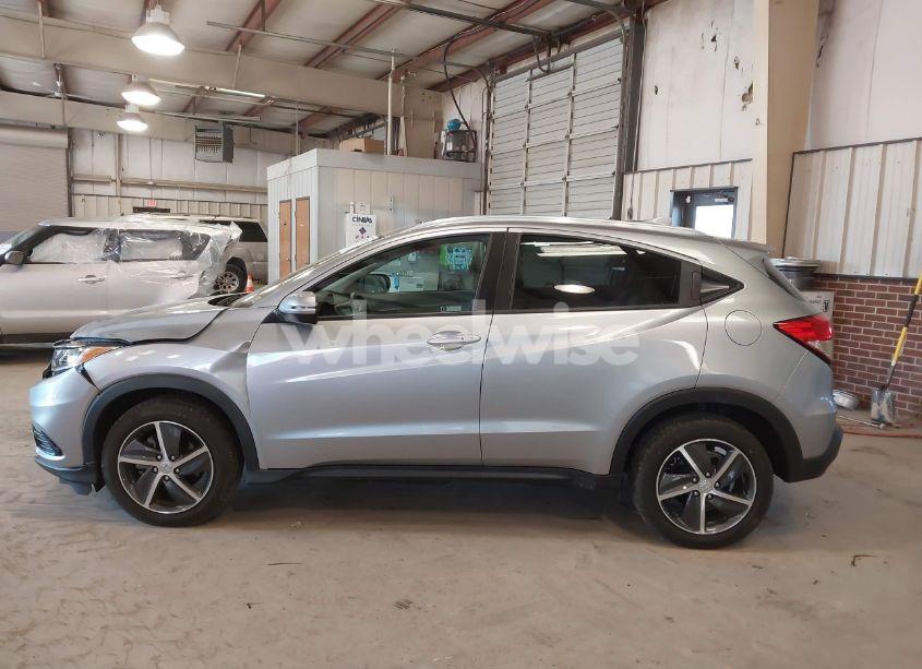 Photo 14 of 2021 Honda Hr-v AWD EX-L (VIN 3CZRU6H73MM703296)