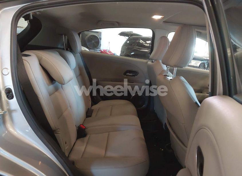 Photo 8 of 2021 Honda Hr-v AWD EX-L (VIN 3CZRU6H73MM703296)