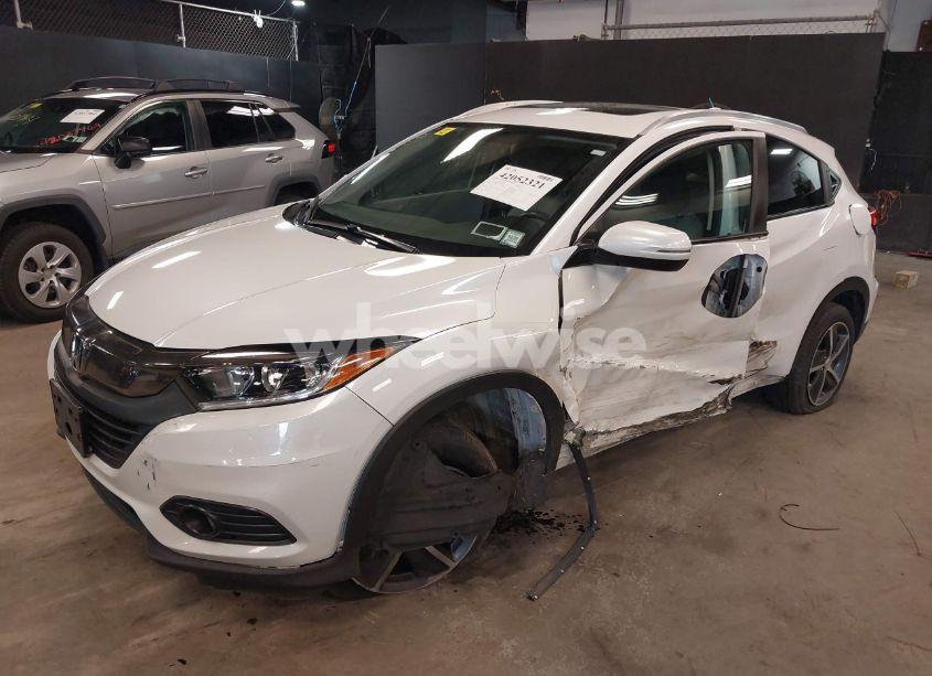 Photo 2 of 2022 Honda Hr-v AWD EX-L (VIN 3CZRU6H73NM738714)