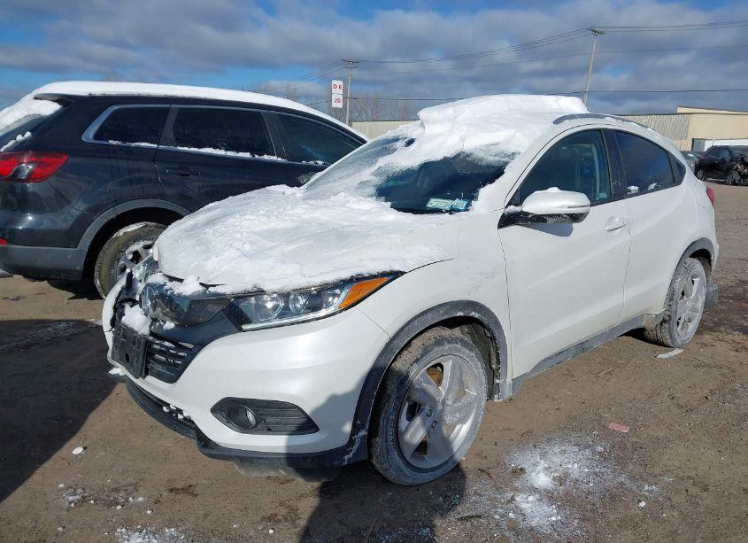 Photo 2 of 2019 Honda Hr-v EX-L (VIN 3CZRU6H75KM719786)