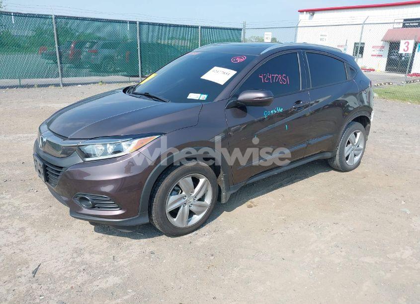 Photo 2 of 2019 Honda Hr-v EX-L (VIN 3CZRU6H75KM725703)