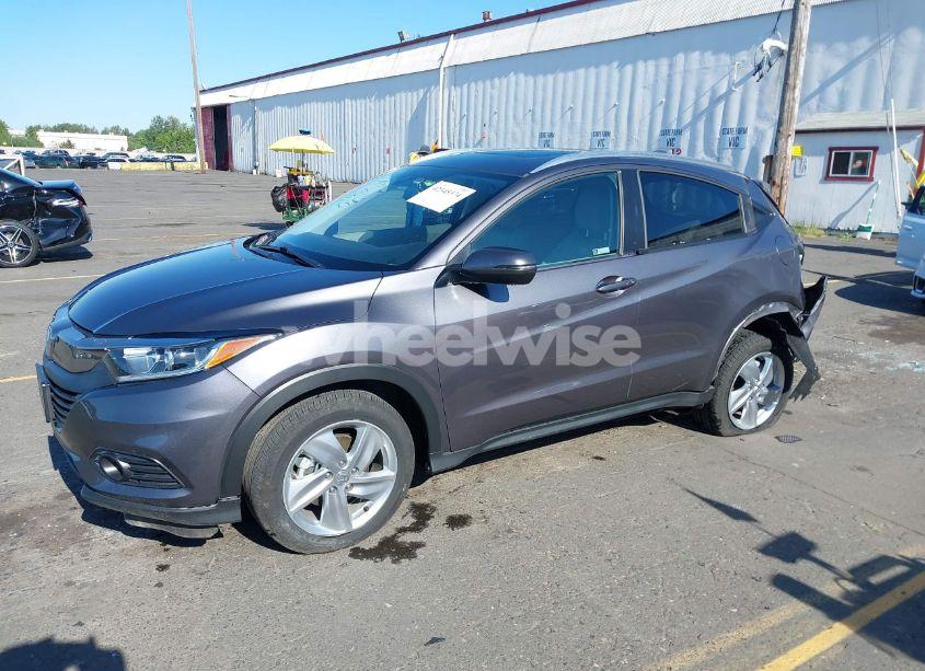 Photo 2 of 2019 Honda Hr-v EX-L (VIN 3CZRU6H75KM727726)