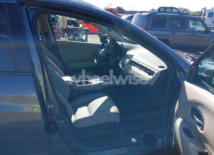 Photo 5 of 2019 Honda Hr-v EX-L (VIN 3CZRU6H75KM727726)