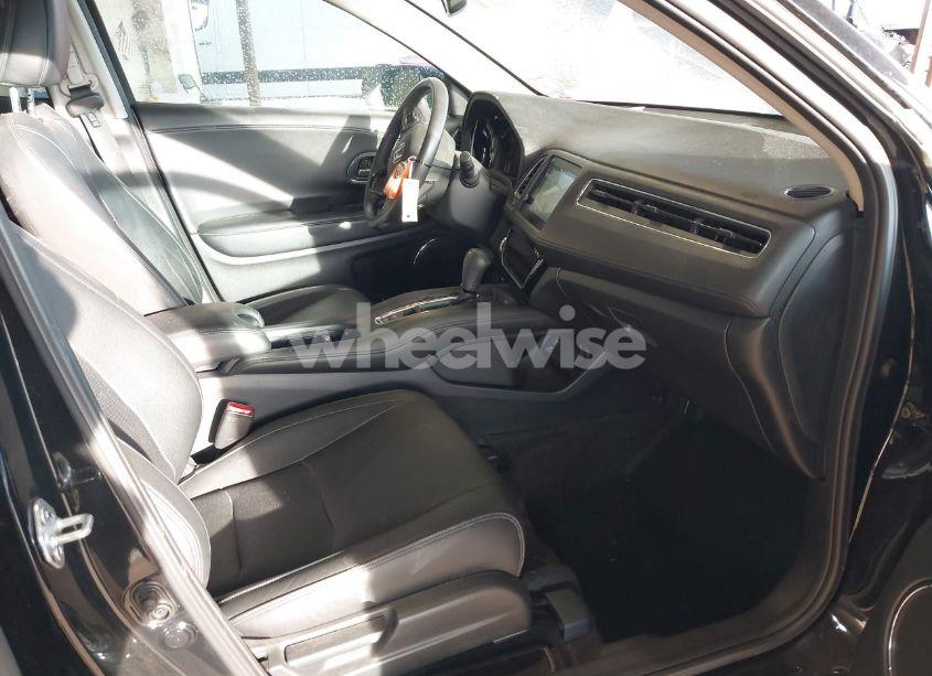 Photo 5 of 2022 Honda Hr-v AWD EX-L (VIN 3CZRU6H75NM705729)