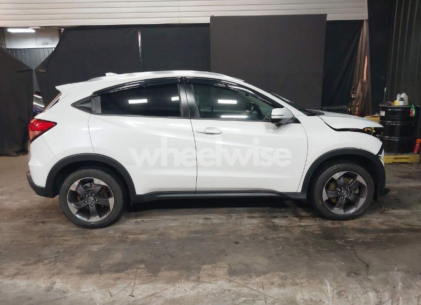 Photo 14 of 2018 Honda Hr-v EX-L (VIN 3CZRU6H76JM719911)