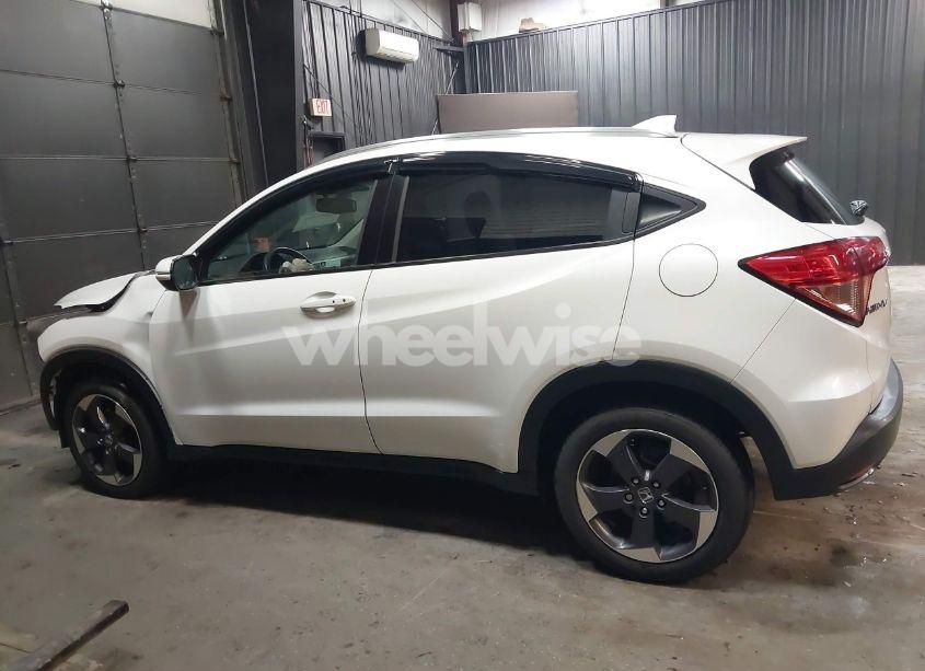 Photo 15 of 2018 Honda Hr-v EX-L (VIN 3CZRU6H76JM719911)