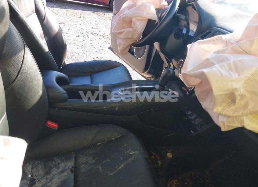 Photo 5 of 2017 Honda Hr-v EX-L (VIN 3CZRU6H77HM711651)