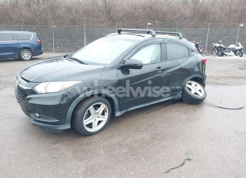 Photo 2 of 2018 Honda Hr-v EX-L (VIN 3CZRU6H77JM704902)