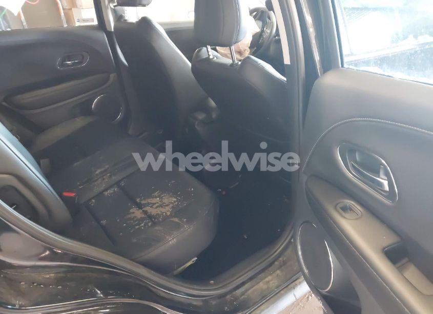 Photo 8 of 2022 Honda Hr-v AWD EX-L (VIN 3CZRU6H77NM700046)