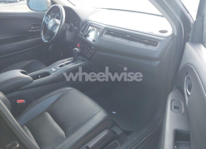 Photo 5 of 2021 Honda Hr-v AWD EX-L (VIN 3CZRU6H78MM715122)