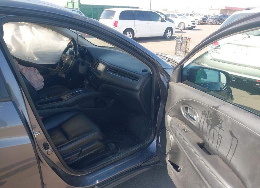 Photo 5 of 2017 Honda Hr-v EX-L (VIN 3CZRU6H79HM717757)