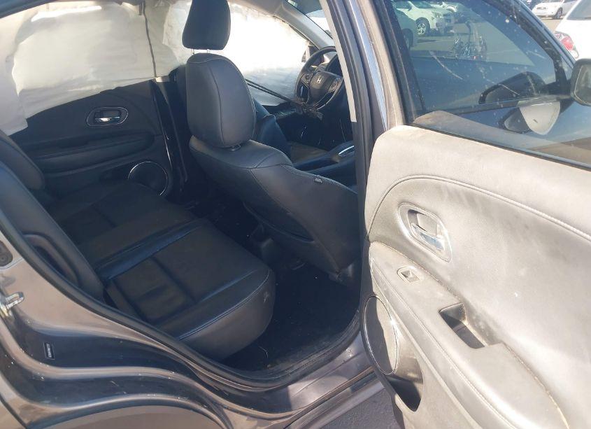 Photo 8 of 2017 Honda Hr-v EX-L (VIN 3CZRU6H79HM717757)