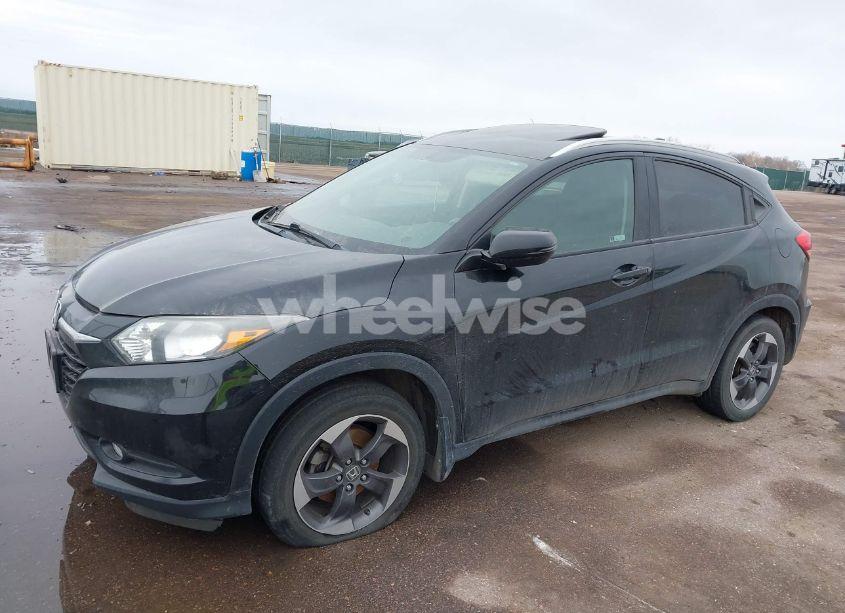 Photo 2 of 2018 Honda Hr-v EX-L (VIN 3CZRU6H79JM716131)