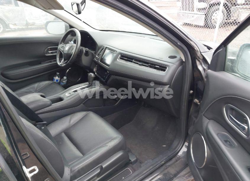 Photo 5 of 2018 Honda Hr-v EX-L (VIN 3CZRU6H79JM716131)