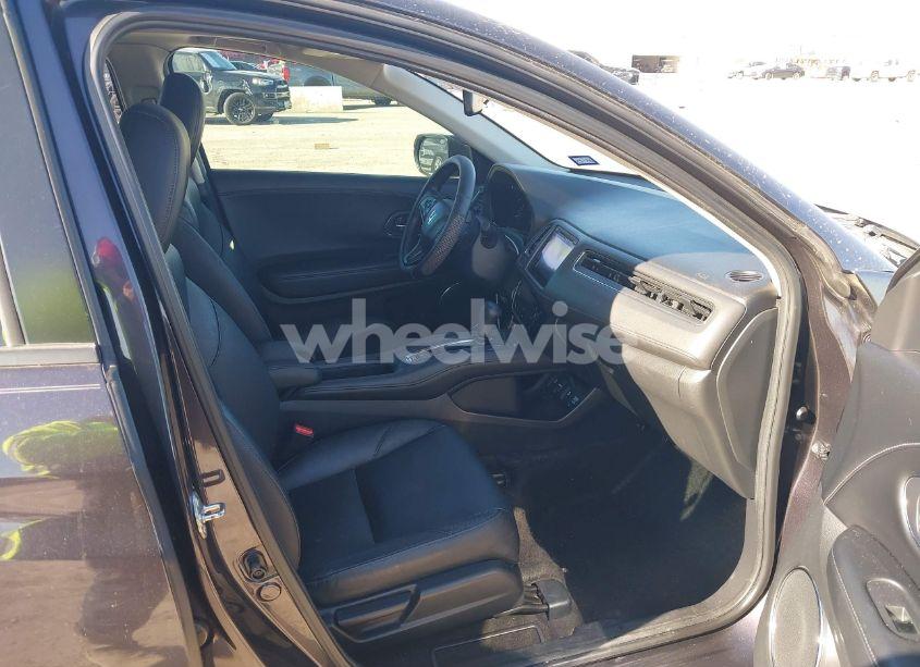 Photo 5 of 2018 Honda Hr-v EX-L (VIN 3CZRU6H79JM723161)