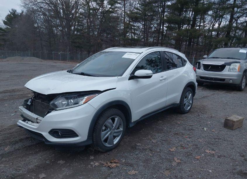 Photo 2 of 2019 Honda Hr-v EX-L (VIN 3CZRU6H79KM730175)