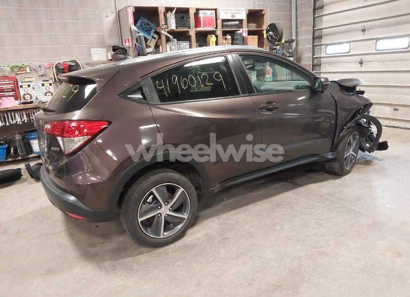 Photo 4 of 2022 Honda Hr-v AWD EX-L (VIN 3CZRU6H79NM750124)