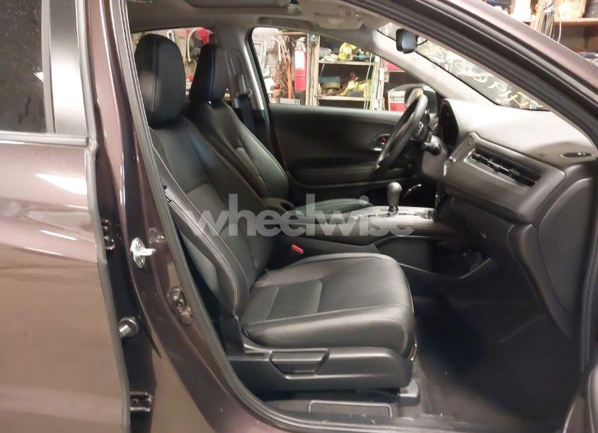 Photo 5 of 2022 Honda Hr-v AWD EX-L (VIN 3CZRU6H79NM750124)